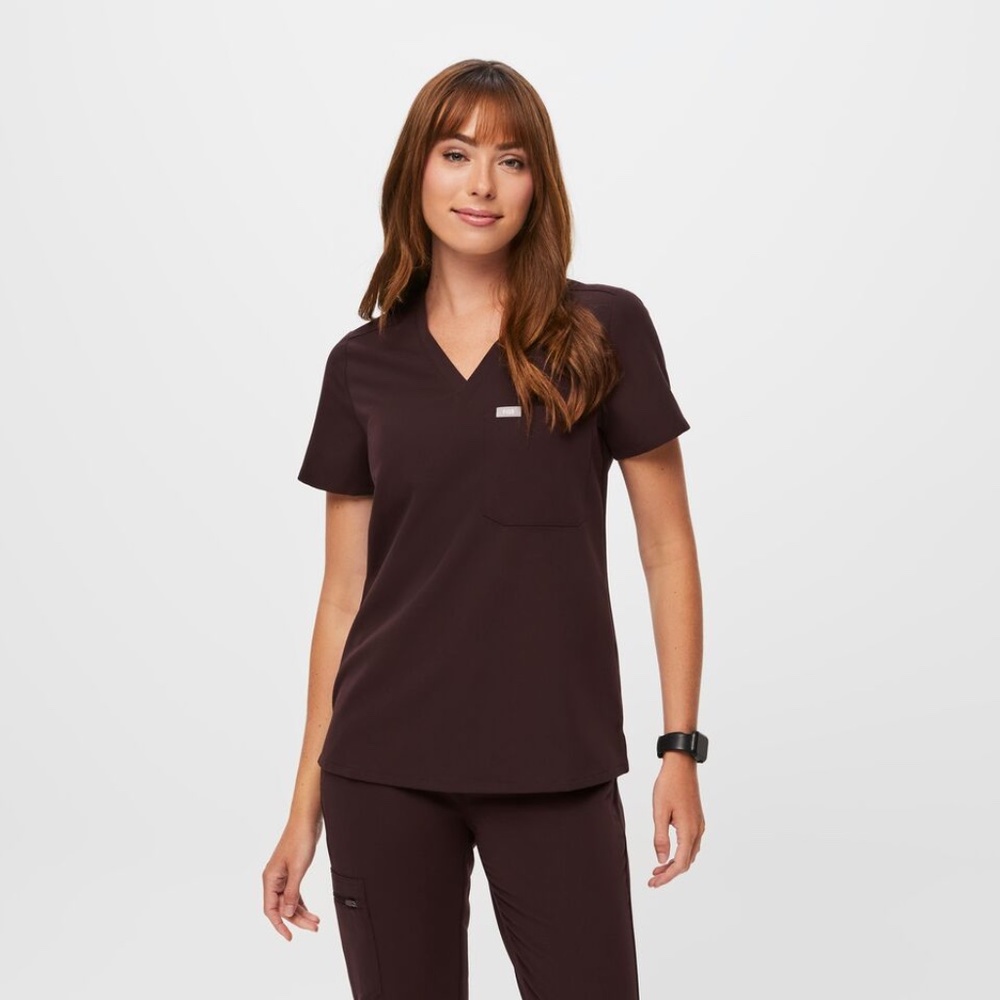 FIGS Espresso Catarina Scrub Top NWT/ High Waisted Zamora Jogger Scrub Pants EUC
